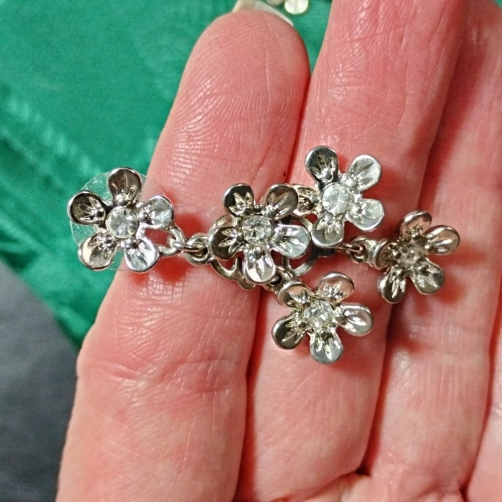 Vintage Silver Floral Dangle Earrings With Crystal Centers - Picture 3 of 9
